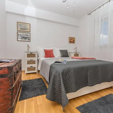 Apartamento East Side Deluxe Makarska