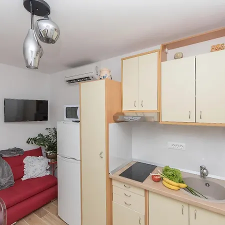 East Side Deluxe Makarska