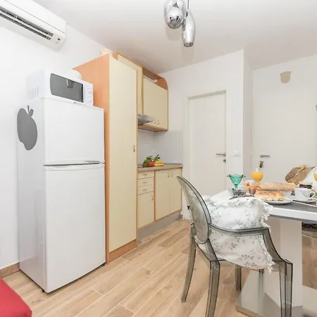 East Side Deluxe Apartamento Makarska