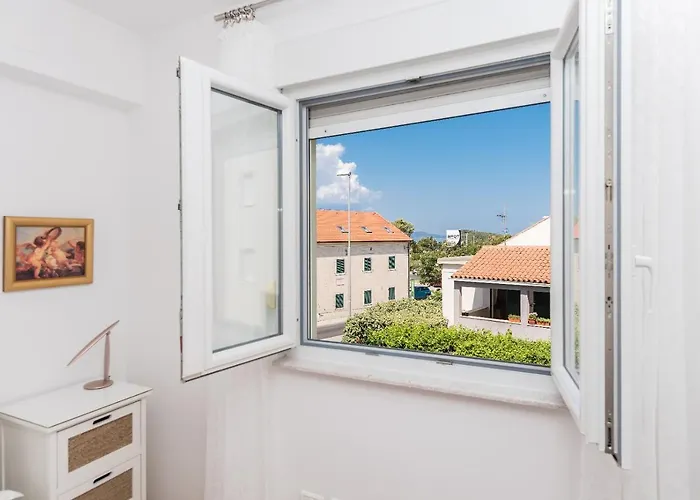 East Side Deluxe דירה