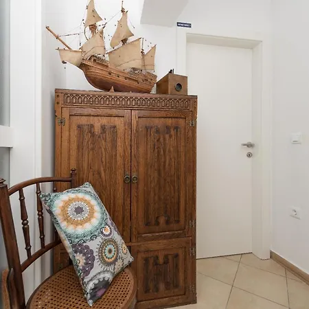 Appartement East Side Deluxe Makarska